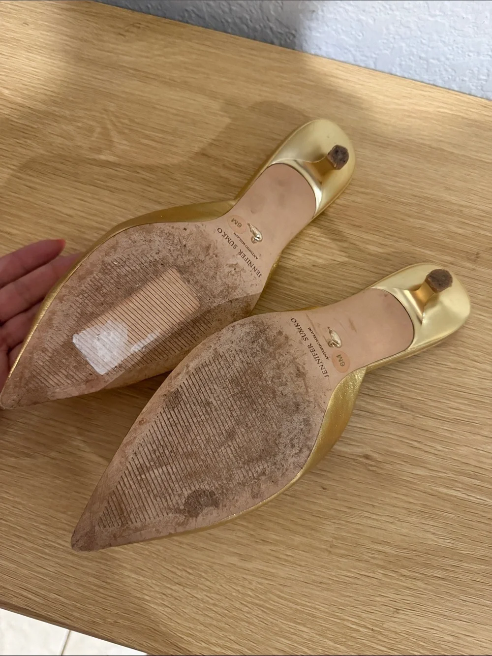 Jennifer Sumko Antonio Melani gold rose heel
